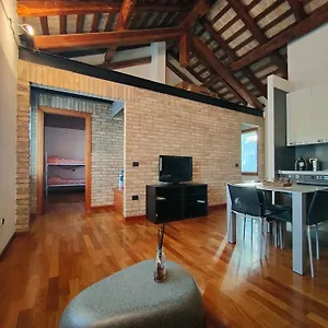 https://urban-34.hotelslidodijesolo.com